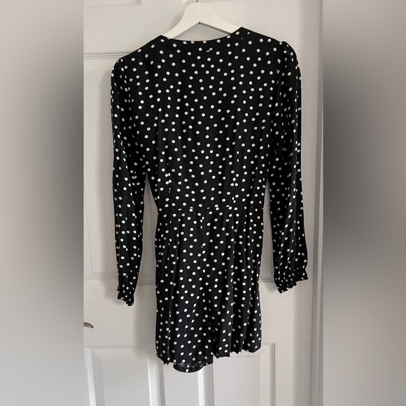 #18- Abercrombie and fitch black and white polka dot wrap romper Small - Picture 4 of 5
